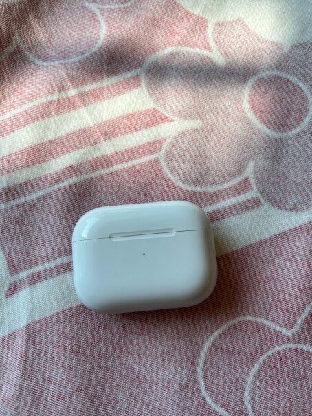 你们觉得AirPods pro好一点还是Bests solo pro更好？