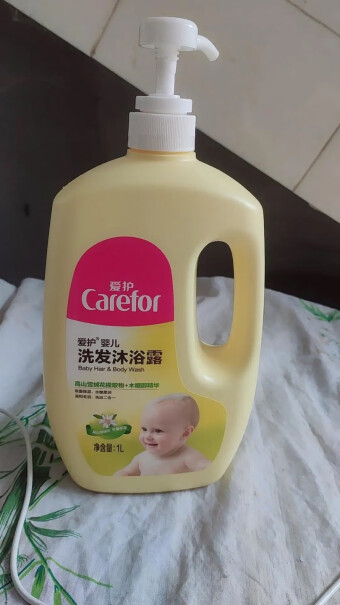 洗发沐浴爱护婴儿洗发沐浴露二合一儿童洗发水入手使用1个月感受揭露,真的好吗！