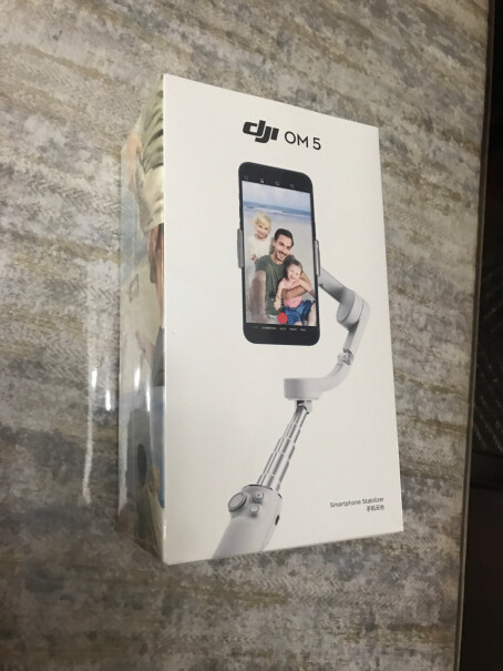 DJI OM 5 手机云台配套的补光手机夹用处大吗？