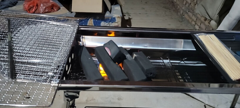 捷昇烧烤架家用不锈钢烧烤炉结实，稳固吗？