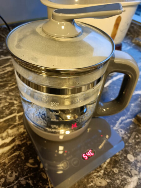 苏泊尔养生壶1.5L煮茶器花茶壶这个款是玻璃一体的吗？