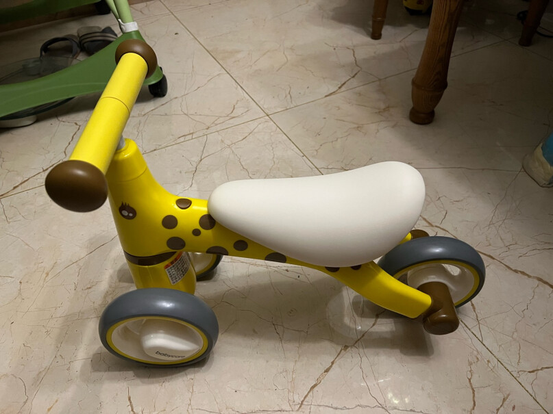 儿童滑步车babycare儿童三轮车平衡车无脚踏一定要了解的评测情况,评测哪一款功能更强大？
