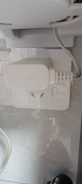 松下Panasonic冲牙器这个牙缝冲的干净吗？用牙签线感觉牙缝里的东西清不干净？