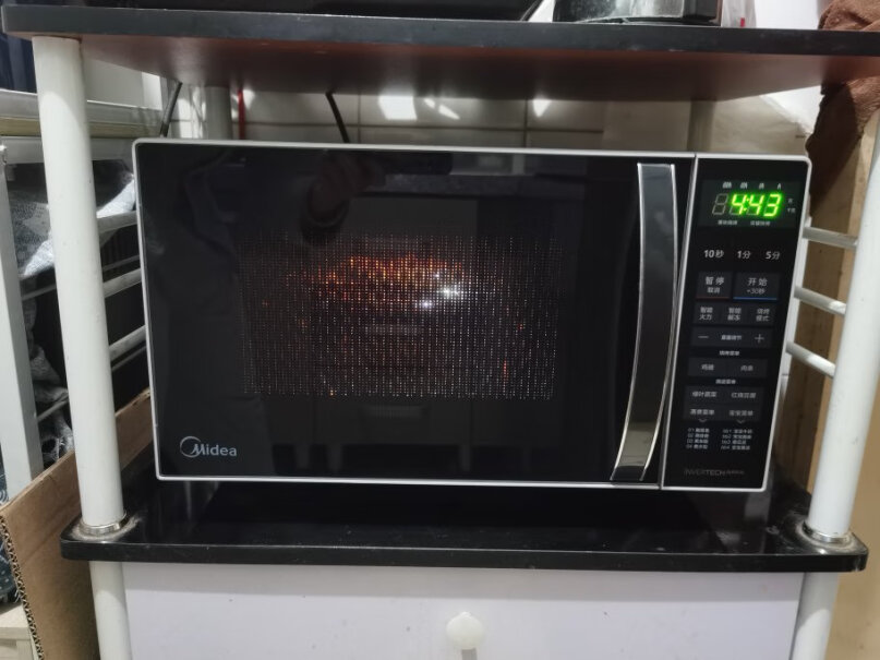 美的智能变频微波炉微波炉烤箱一体机新款好还老款？