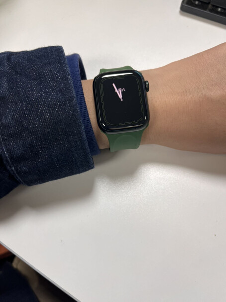 Apple Watch 7 GPS款智能手表11月20号新到的一批货秒没，到底是谁在抢啊？