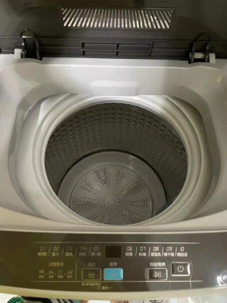 海尔租房神器波轮洗衣机全自动在水位正常情况下洗涤时断断续续进水属于正常吗？