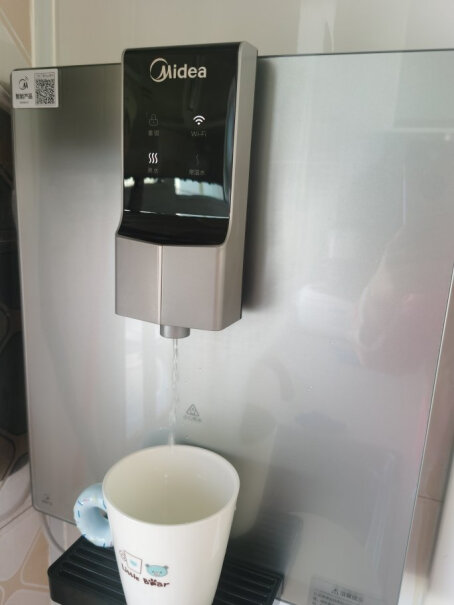美的饮水机即热式管线机这款出水每次只能出250毫升吗？
