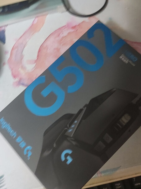 罗技G502HERO主宰者有线鼠标手感怎么样，会很重吗？