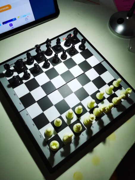 国际象棋成功磁石国际象棋大号磁性便携式折叠棋盘桌面游戏棋类黑白象棋适不适合你！看质量怎么样！优缺点质量分析参考！