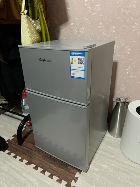 冰箱荣事达迷你冰箱小小型双门电冰箱家用宿舍冷冻冷藏节能为什么买家这样评价！性能评测？