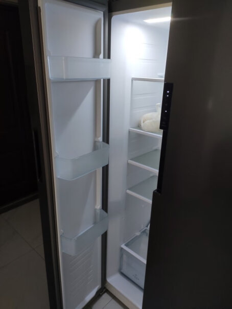 美的Midea606升冰箱双开门对开门冰箱一级变频风冷无霜智能家电BCD-606WKPZME请问冰箱的宽是多少？