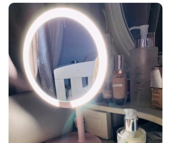 AMIRO化妆镜子能调节几档灯光啊？