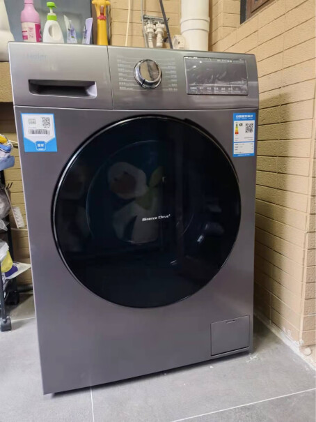 海尔洗衣机滚筒洗烘一体机全自动10公斤大容量微蒸汽杀菌除螨空气洗一级能效智能变频洗烘一体+空气洗+智赠送的怎么没有呢？