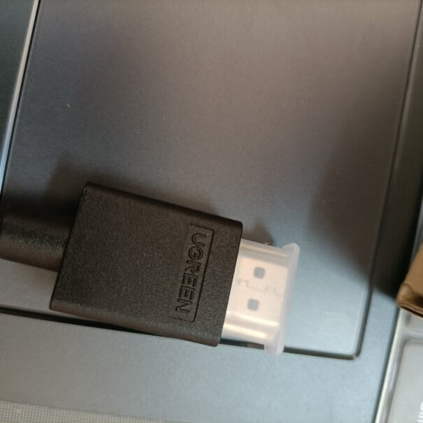 绿联HDMI转VGA适配器黑色电脑输出是不是高清的可以用吗？