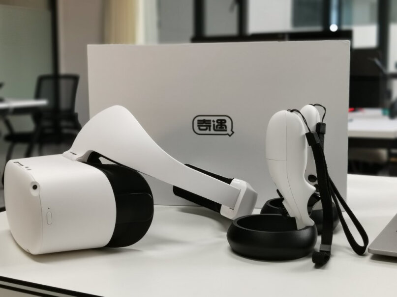 VR眼镜爱奇艺奇遇Dream全方位评测分享！使用两个月反馈！