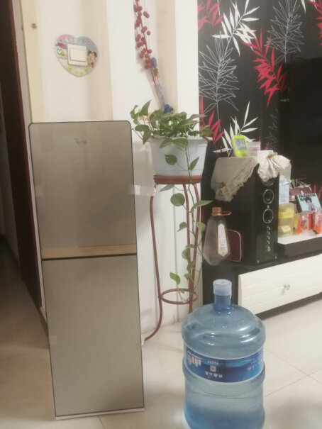 饮水机美的饮水机立式家用办公下置式快速加热温热型初见饮水机好不好,功能真的不好吗？