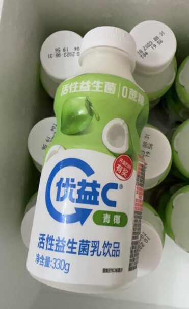 蒙牛优益C活菌益生菌乳饮品 柠檬椰风味是大品牌吗？体验评测揭秘分析？