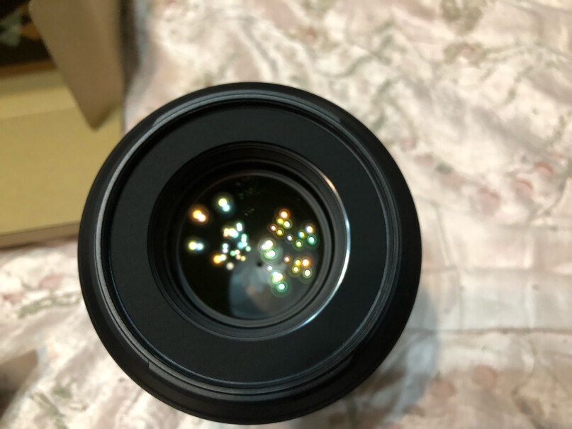 镜头尼康微距镜头105mm f/2.8G来看下质量评测怎么样吧！质量真的好吗？