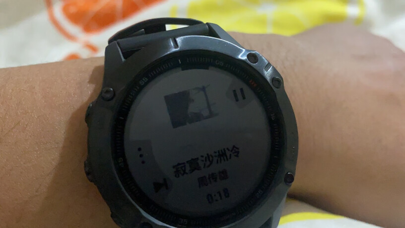 佳明Fenix6不同步手机的情况下可以直接用手表查看睡眠质量吗？
