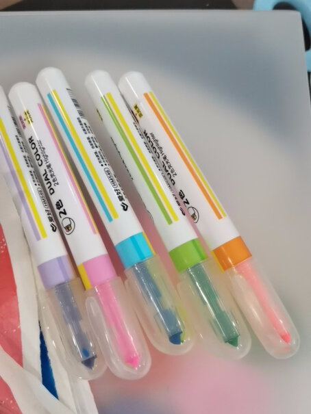 爱好双头双色荧光笔学生用笔使用感受如何？深度剖析功能特点！