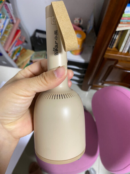 小熊吸尘器家用手持无线吸尘器吸灰尘可以吗？