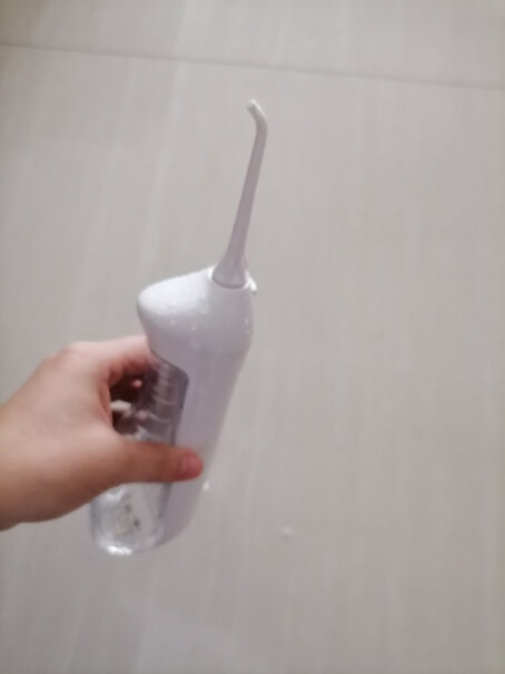 博皓冲牙器洗牙器水牙线便携式设计2206的刷头可以用在这个电动主体上吗？