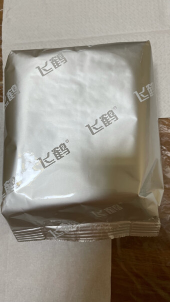 飞鹤飞帆较大婴儿配方奶粉这款有腥味是吗？