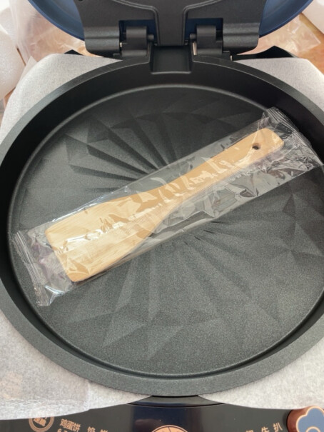 美的电饼铛家用多功能加深盘薄饼机双面加热煎烤机可拆洗控制面板可选择操作类型吗？