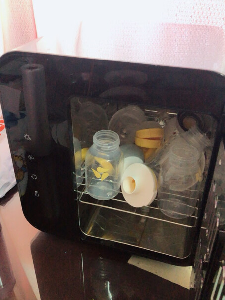 新贝恒温水壶调奶器恒温1.3L10升的 小不小？