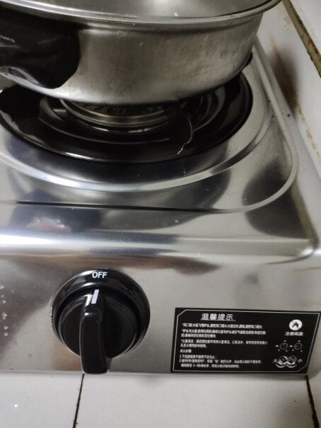 康佳燃气灶双灶具台式灶液化气双灶台面板容易生锈吗？