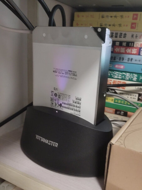 Yottamaster K100-U3硬盘底座买这个硬盘盒，加2t硬盘，接知能电视看电影，可行？