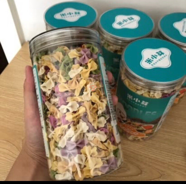 米小芽果蔬蝴蝶面+果蔬螺丝面组合蝴蝶面2罐+螺丝面2罐到底要怎么选择,质量不好吗？
