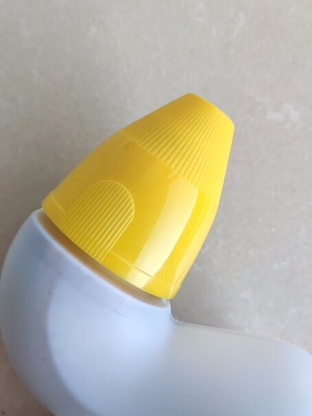 威猛先生洁厕剂马桶盖发黄，用这个可以去除黄吗？