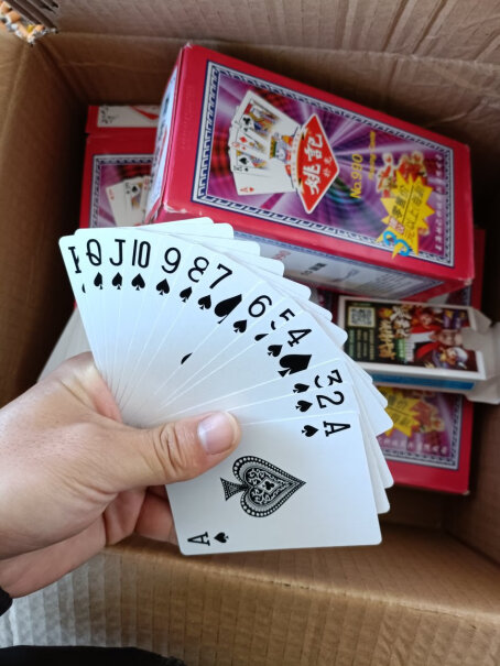 姚记扑克牌990耐打娱乐纸牌扑克有其它颜色没有？