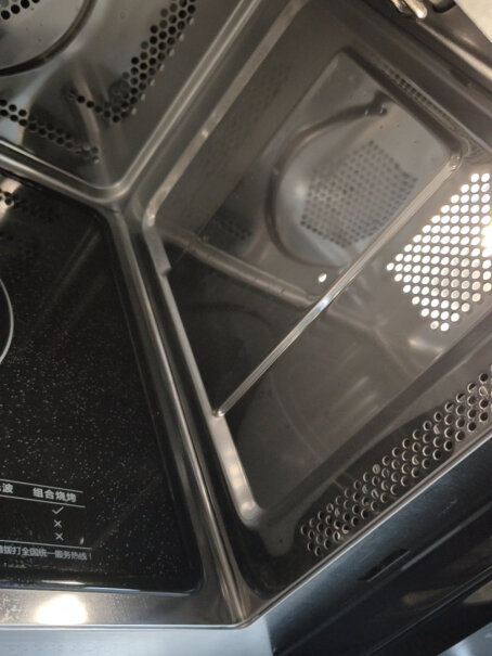 美的变频家用微波炉光波烧烤炉微波炉一体机刚买回来要怎么清洗？