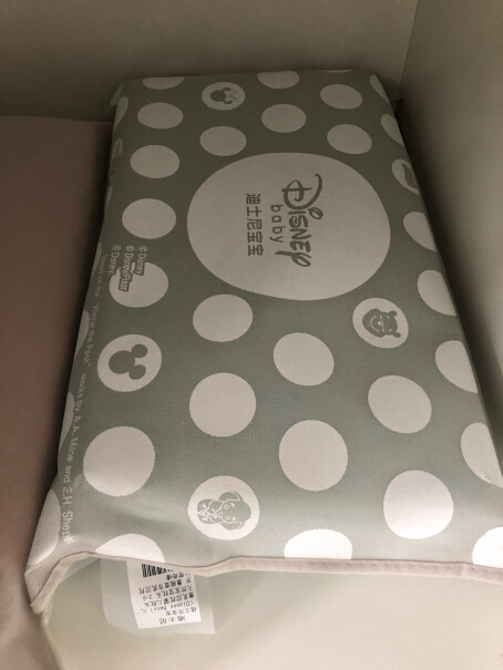 婴童枕芯-枕套迪士尼宝宝儿童乳胶枕婴儿枕头天然宝宝枕头哪个值得买！优劣分析评测结果！