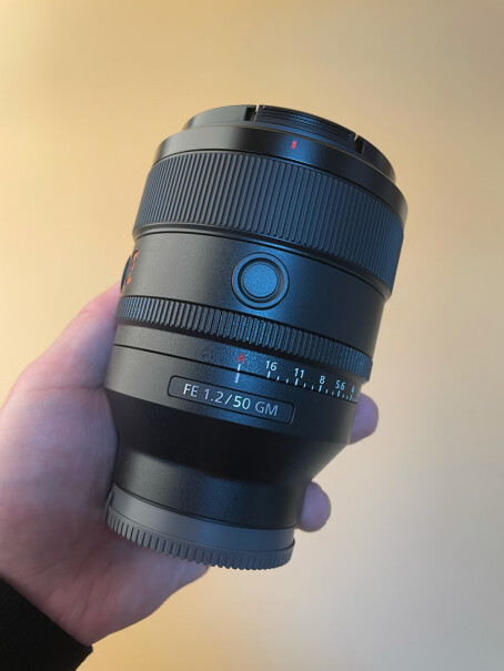 镜头索尼FE 85mm F1.4 GM镜头评测质量怎么样！优缺点测评？
