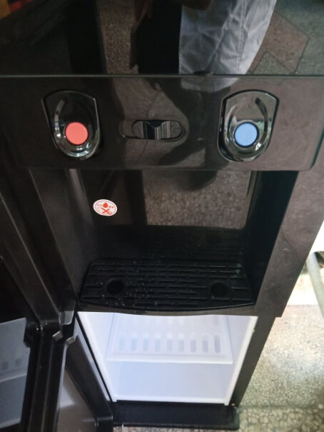 饮水机志高饮水机家用立式办公双开门温热型评测哪一款功能更强大,应该注意哪些方面细节！
