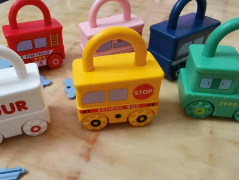 早教启智火车队玩具车趣味开锁玩具优缺点测评,使用感受？