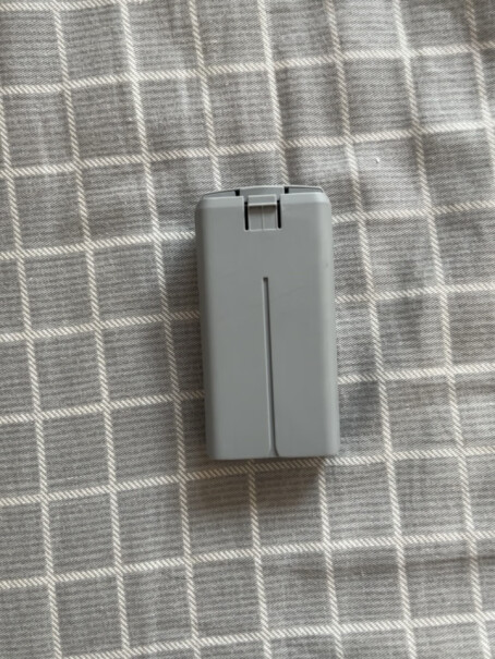 大疆Mini 2电池这电池是不是不能单独充电，只能放进机身充电？