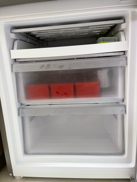 海尔216升直冷冰箱三门三温区多门小型迷你家用租房低音节能不占地中门软冷冻以旧换新BCD-216ST我下单的这款冰箱以旧换新是啥意思啊。？