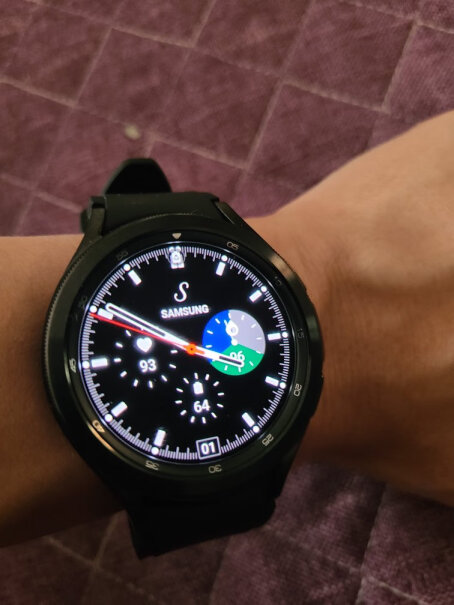 三星Galaxy Watch4 Classic 46mm和watch4有啥区别？