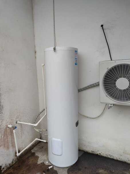 海尔空气能热水器家用200升包安装超一级能效WiFi80℃杀菌洗双变频超级节能效率500%这个需要加回水泵吗？
