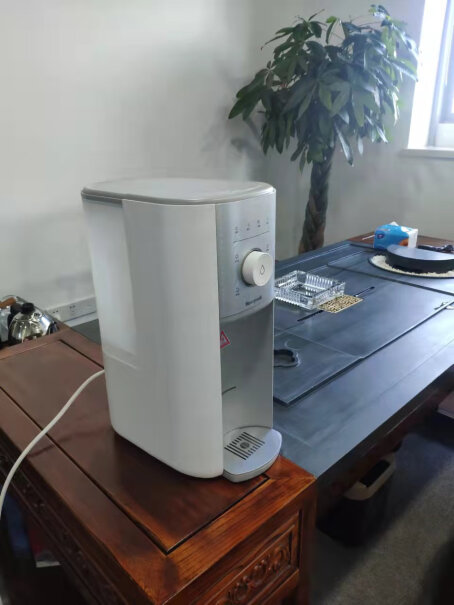 霍尼韦尔净水器台式净饮一体机即热式饮水机朋友推荐，这款可以用多久呀，有质保吗？