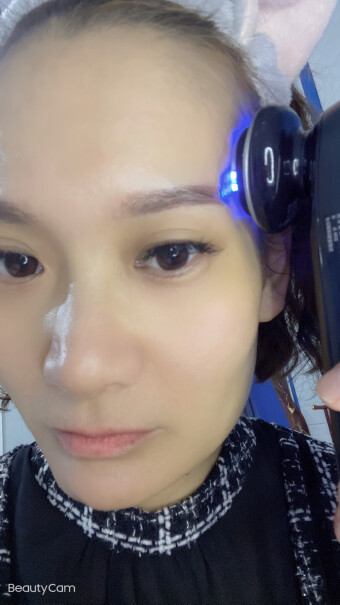 雅萌水光钻美容仪器家用脸部射频RF买了这个还用去美容院做补水清洁吗？