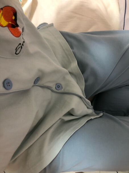 嫚熙哺乳子服丝柔棉月湖蓝两件套纯棉睡衣质量真的好吗？良心评测点评！