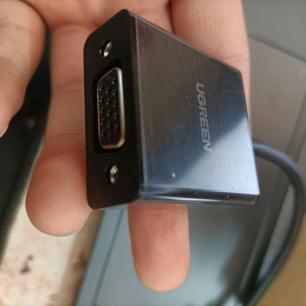 绿联HDMI转VGA适配器黑色请问是连接投影和电脑的吗？