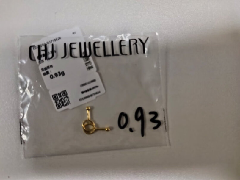 潮宏基黄金耳饰CHJJEWELLERY入手评测到底要不要买？入手使用1个月感受揭露！