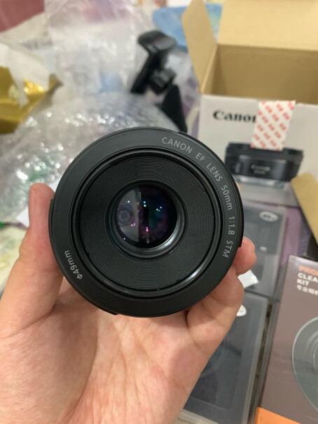 佳能EF 50mm f/1.8 STM人像镜头套装套餐的偏振镜UV镜中灰镜质量怎么样？