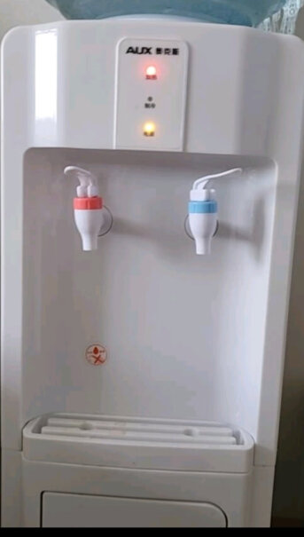 奥克斯AUX饮水机家用迷你小型制热型台式桌面你们饮水机耗电吗？